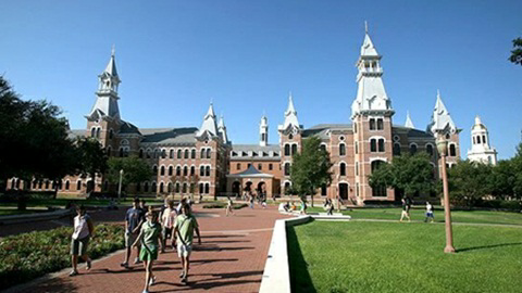 澳洲迪肯大学
