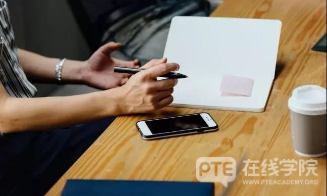 10个听力中常出口语中可用的高频短语