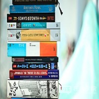 降低语言成绩门槛？2020年去英国留学到底选择哪些专业